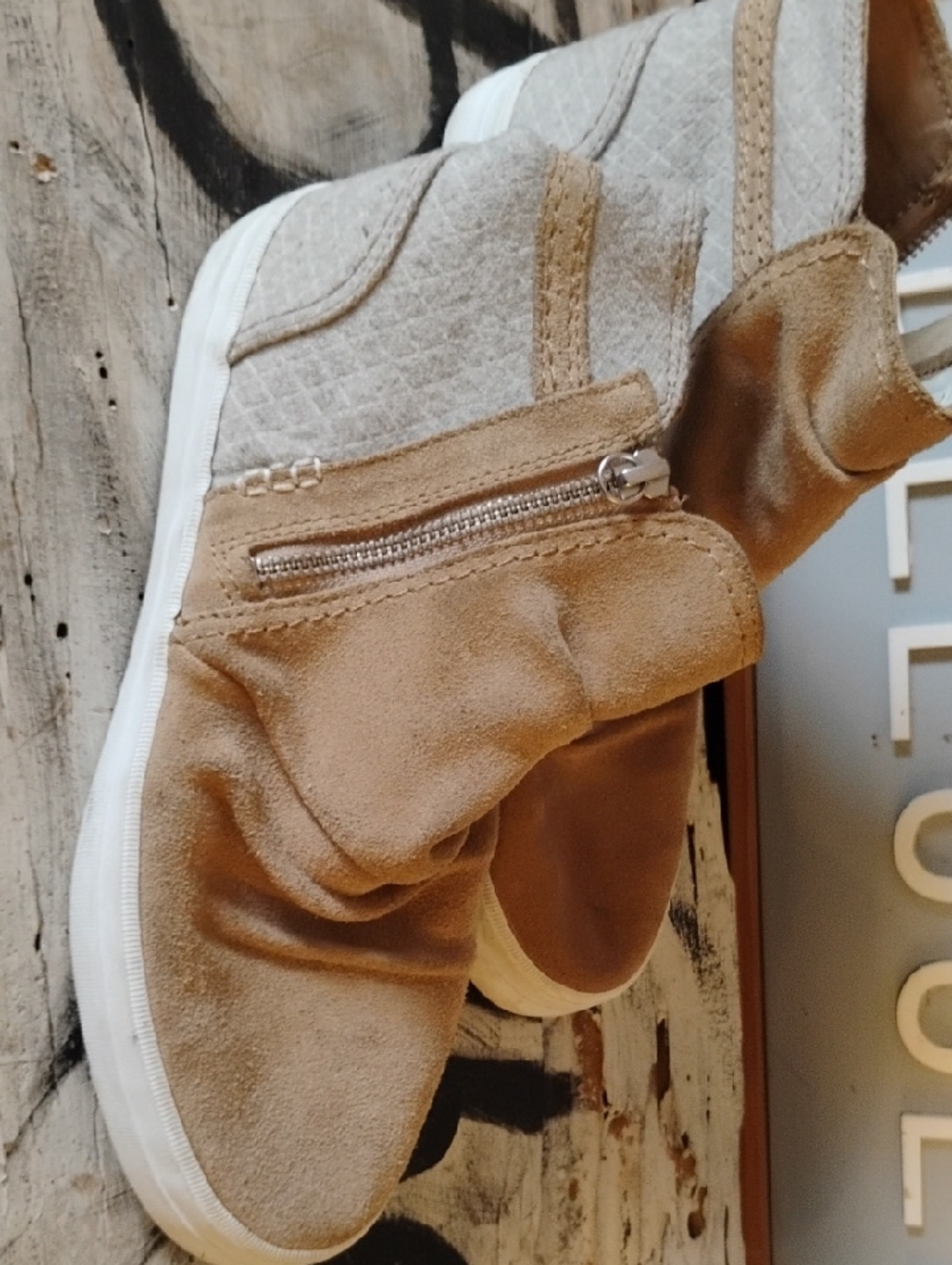 Women's Sperry's Taupe Suede High-Top Sneaker with Side Zip Sz 8